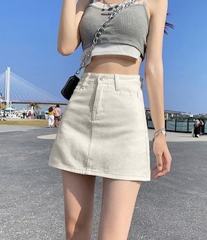 ハイウエスト Aライン デニム ミニスカート レディース スカート ボトムス デニムスカート ミニ 膝上 スリム 細身 ファスナー ポケット ジッパー チャック ブルーデニム カラーデニム かわいい 大人可愛い きれいめ シンプル カジュアル おしゃれ こなれ感 無地 春 夏 秋 冬 ママ 通勤 学生 学校 通学 デート お出かけ 旅行 公園 女子会 休日 ショッピング カフェ 脚長 普段使い 着回し 定番 S M L XL 黒 ブラック オフホワイト 水色 ライトブルー 黒グレー