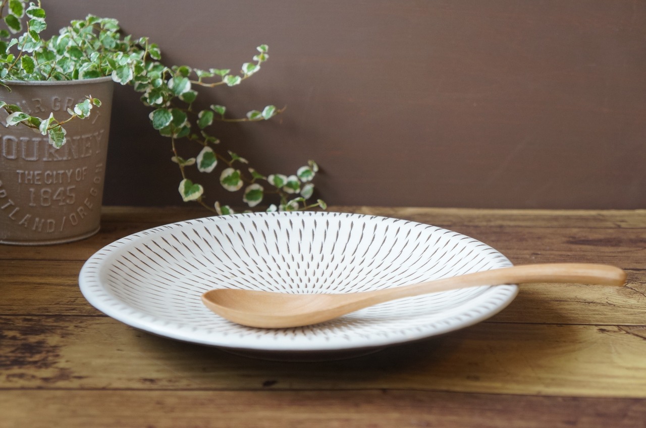 小石原焼　宝山窯　7寸皿　とびかんな 　③　[21-239]