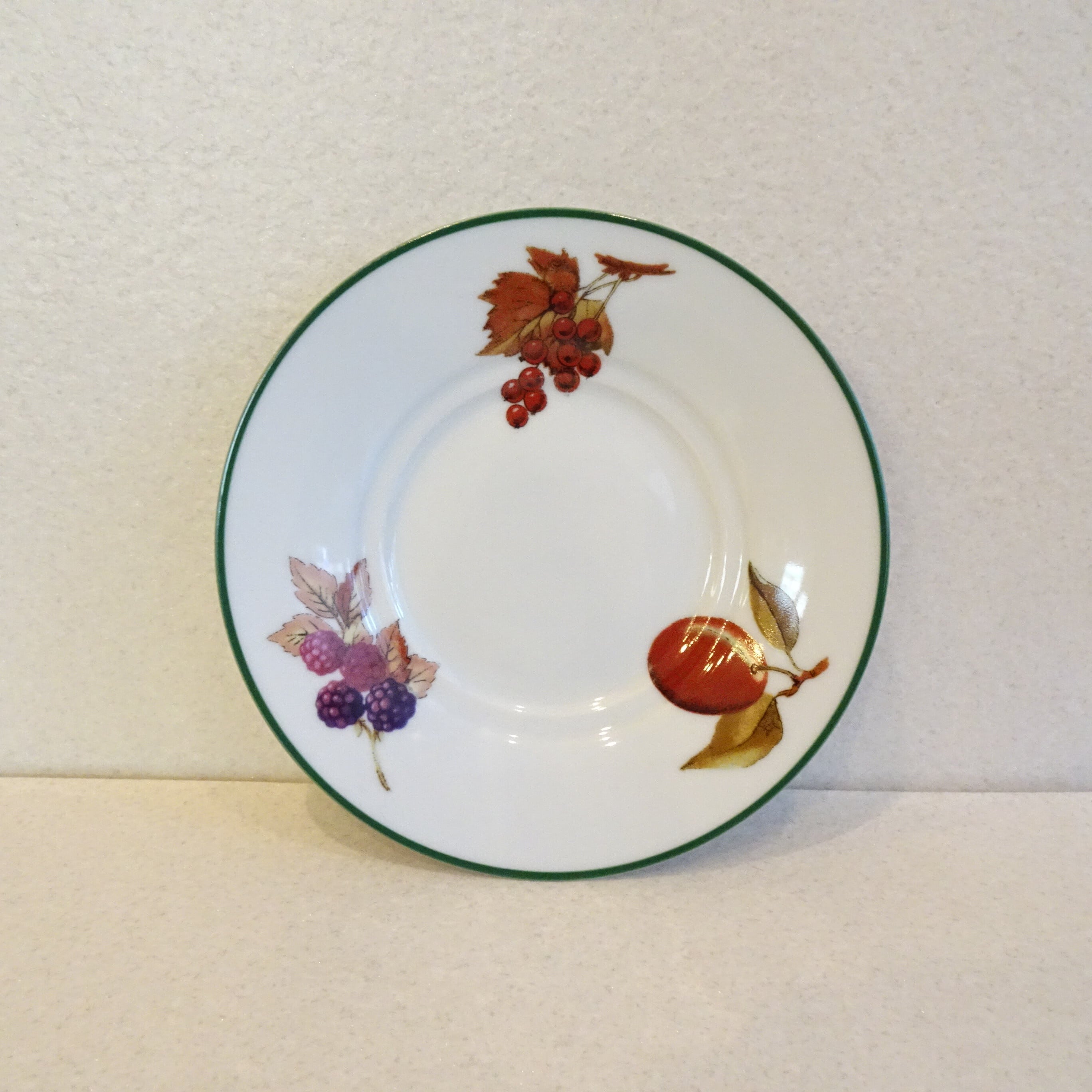 英国・ロイヤルウースター フルーツのカップ＆ソーサー | 純喫茶家具の