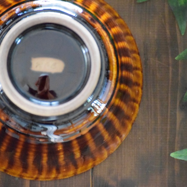 ＜どんぶり＞ 伝統の刷毛目柄｜人気の飴色釉薬