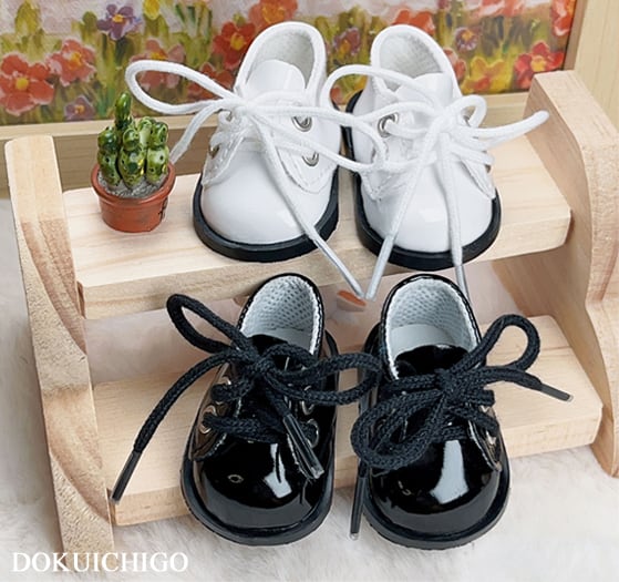 ぬいぐるみ用 靴 革靴 20cm ぬい服 推し活 ドール 着せ替え 白 黒【otg