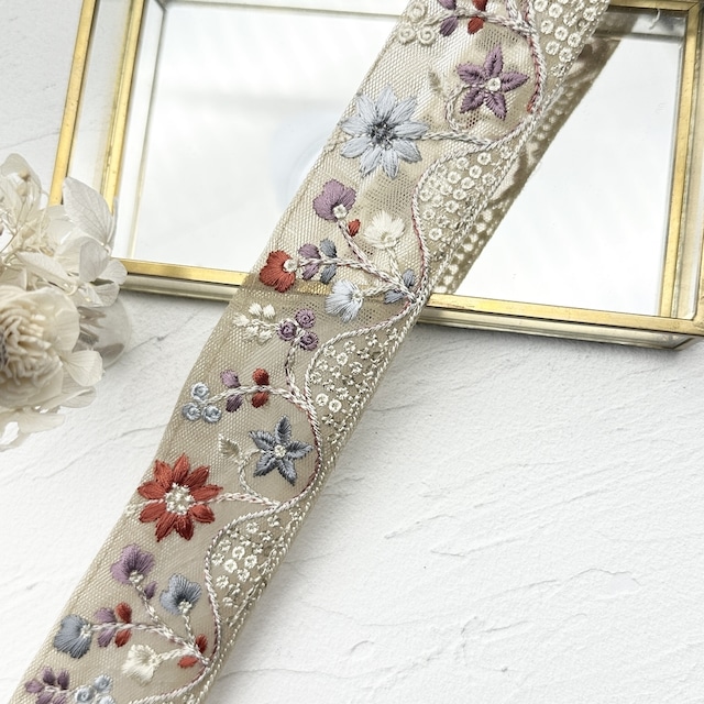 ピュアホリデイ　[レッドオレンジベージュ]インド刺繍リボン　2968