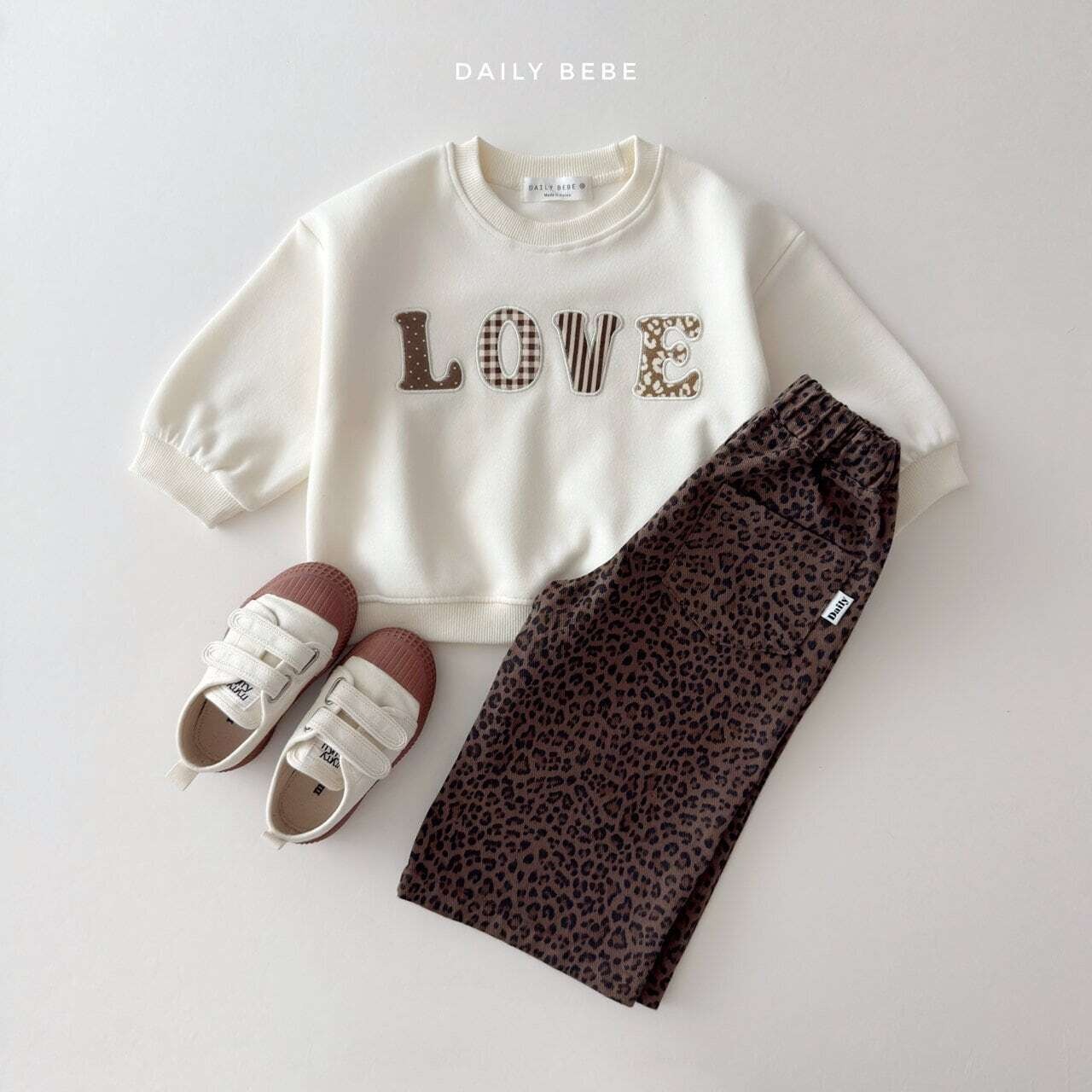 【取寄】Dailybebe ラブパッチトレーナー｜秋服｜韓国子供服｜26/AT