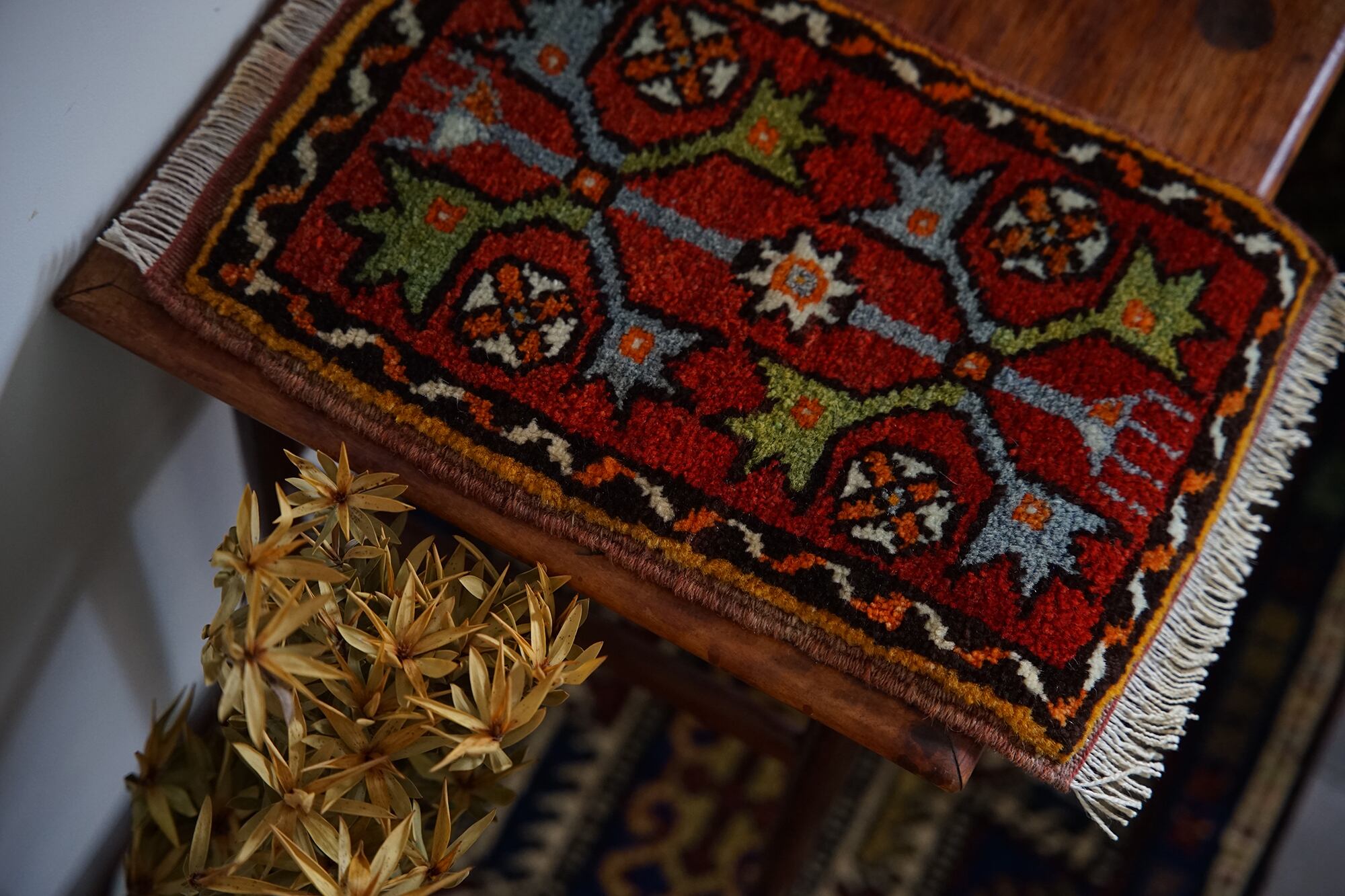 042 - Vintage Turkish rug