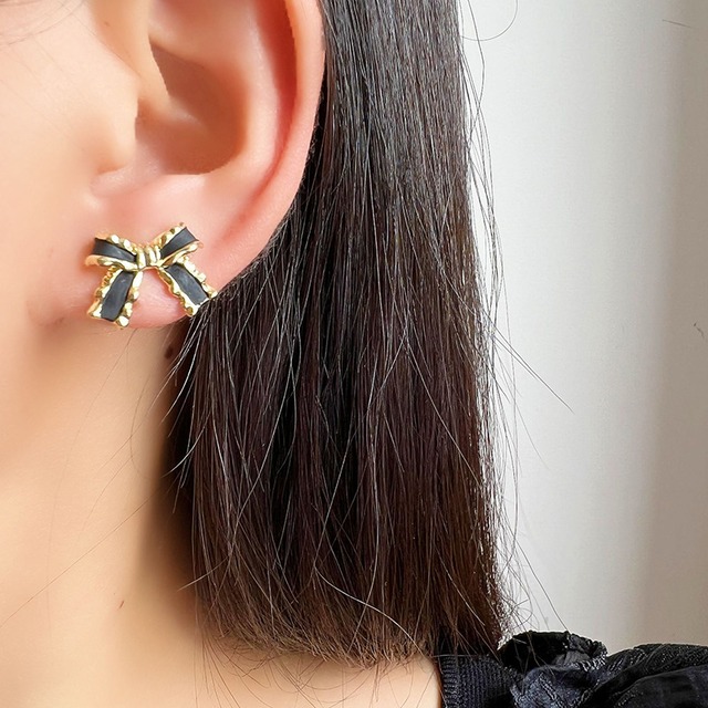 フランス式蝶結び耳クリップピアス 인테리어