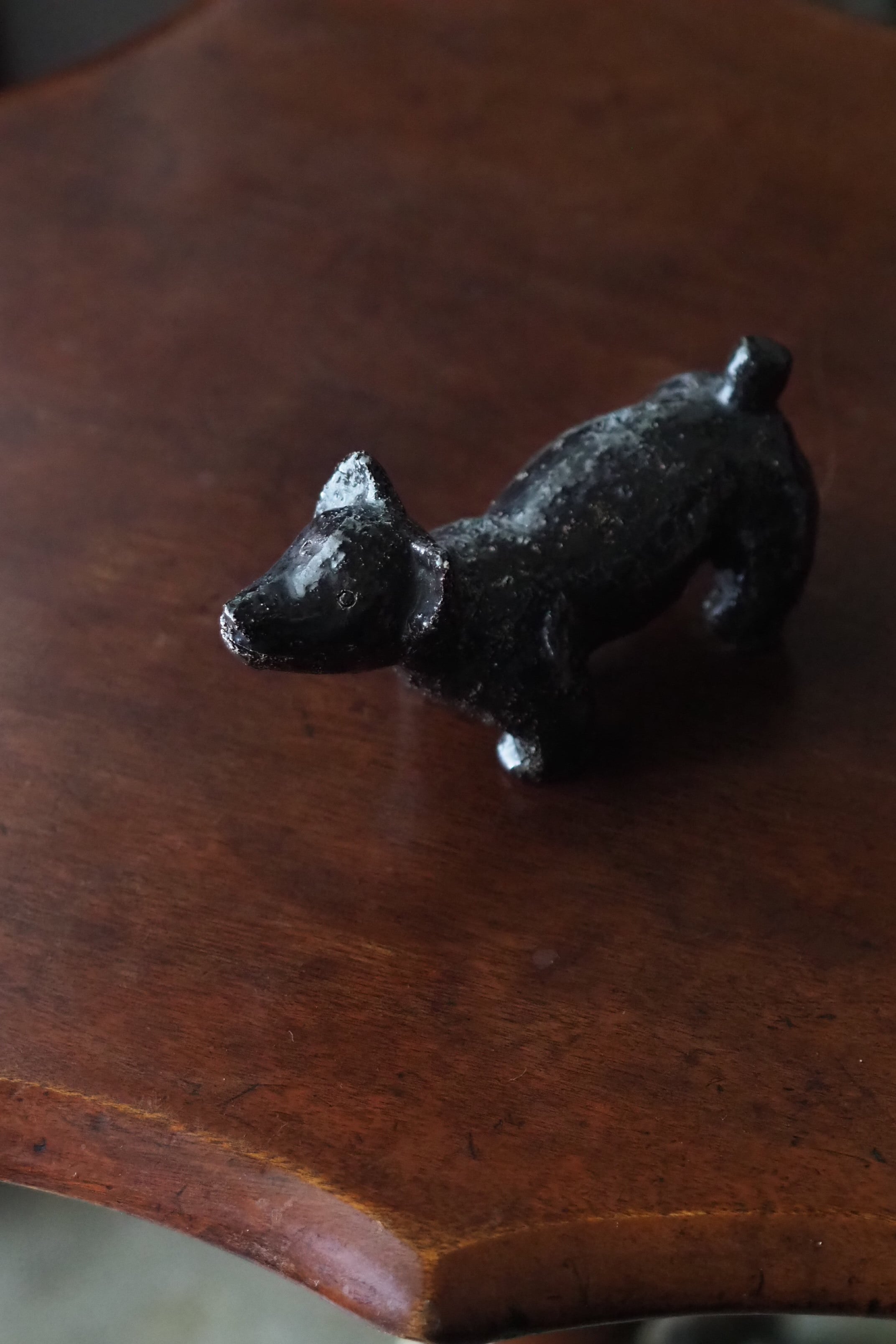 見上げる架空の動物-pottery animal objet | アンティーク