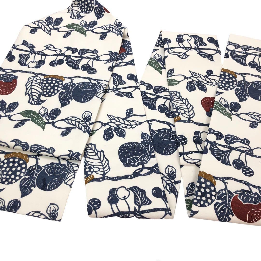 名古屋帯 紬 型染め 実と葉模様 乳白色 O-3108