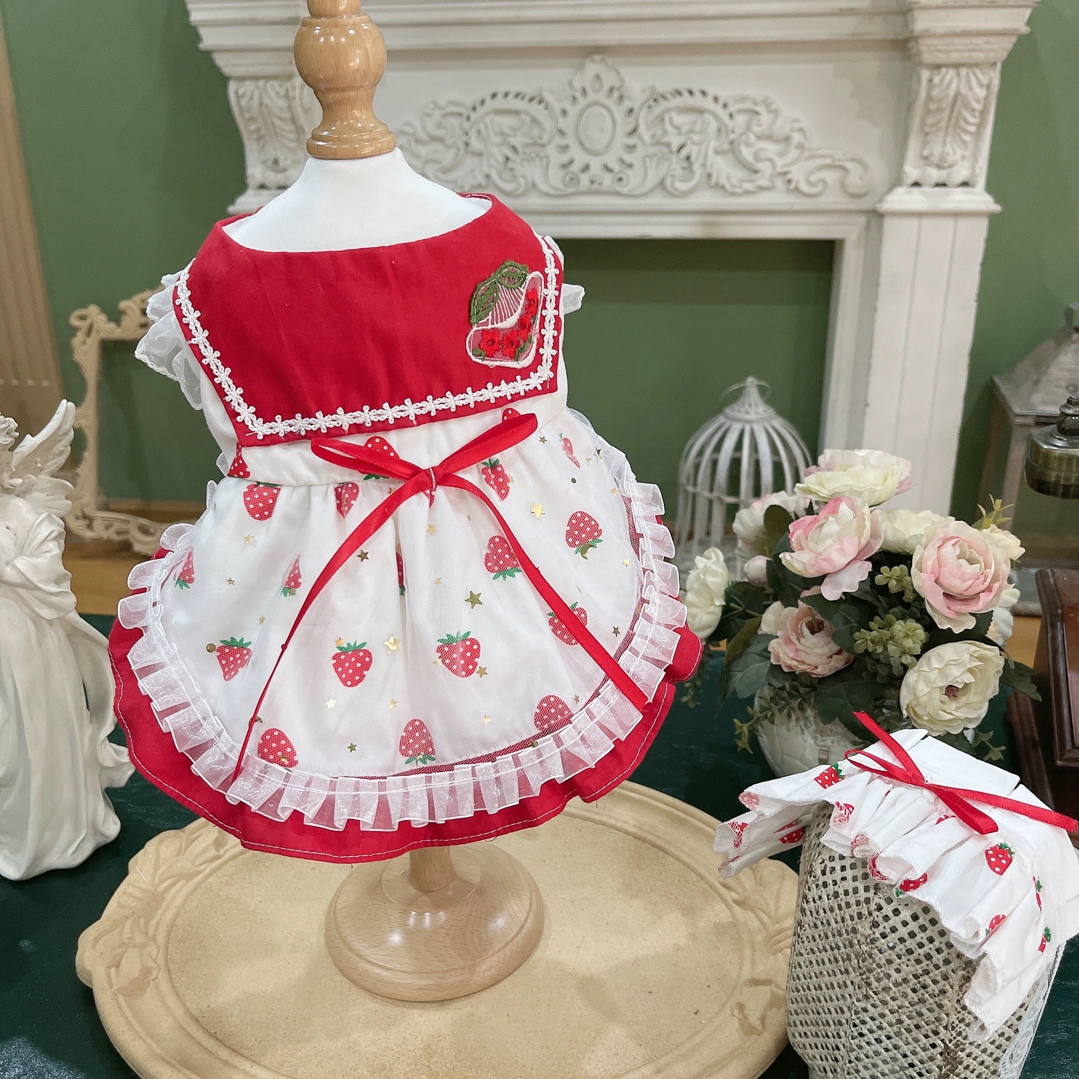 《予約》T0160 いちごワンピース