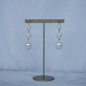 040 tear of a mermaid｜大小パール×ゴールドイヤリング