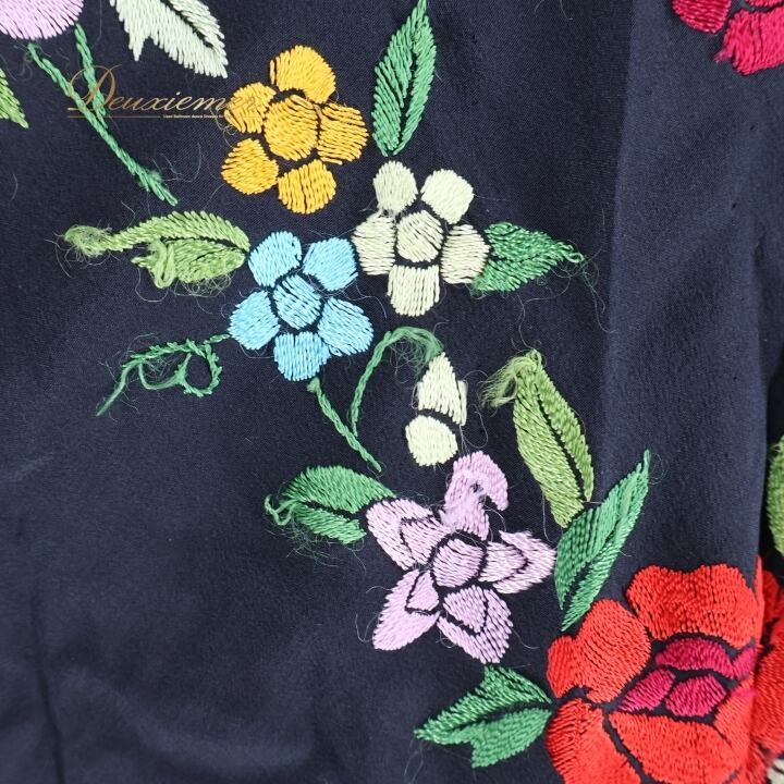 フラメンコ 衣装 マントン シージョ 黒 赤 刺繍 フレコ フリンジ 小物