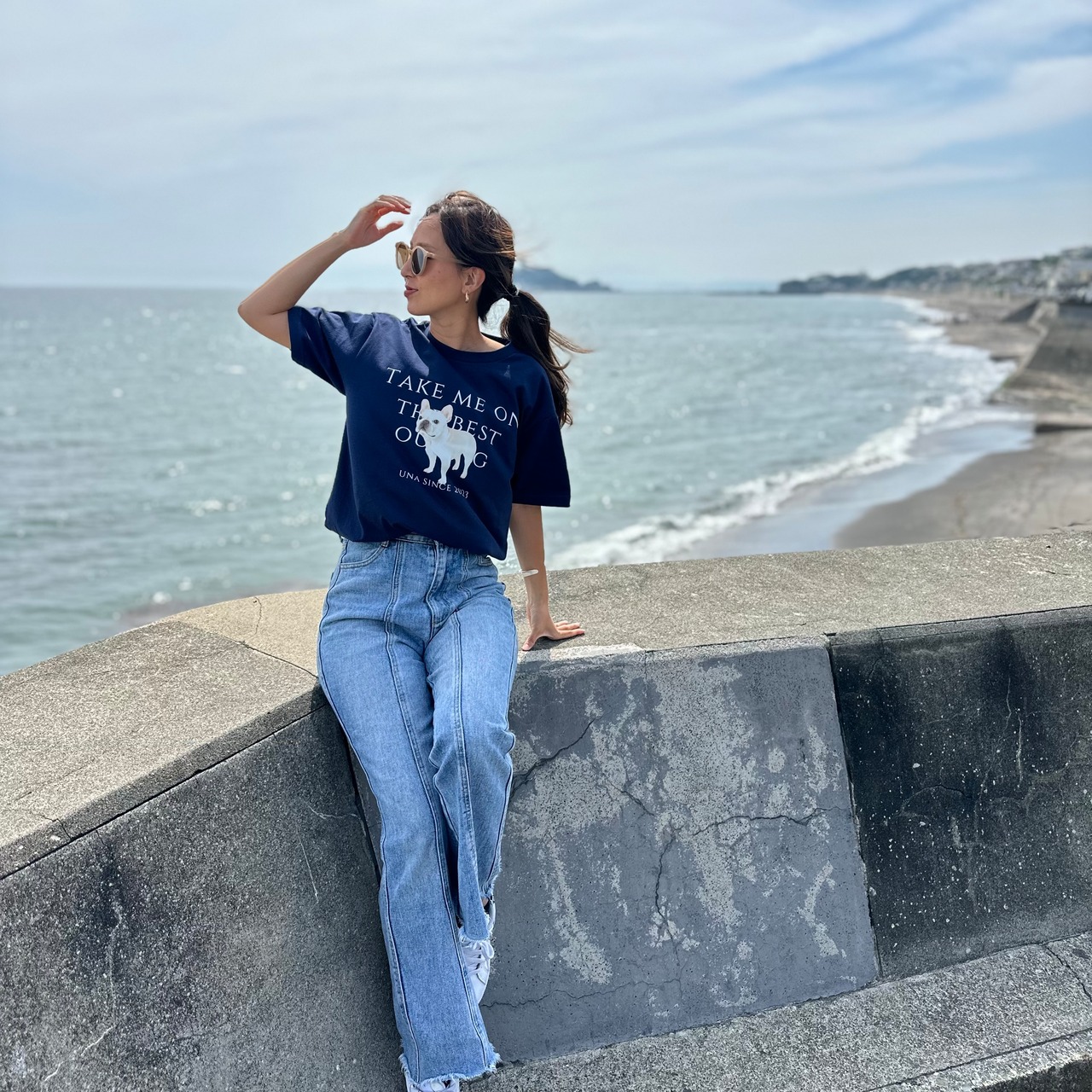 フレンチブルドックおでかけTシャツ_ネイビー