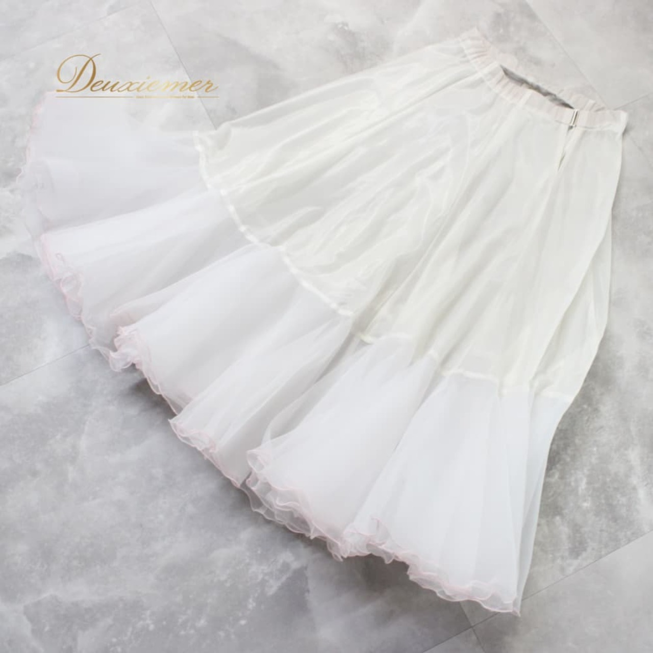 社交ダンス 衣装 スタンダード スカート パニエ ペチコート レッスンウェア レディース ホワイト系 ピンク系 無地 白 シンプル ボリューム ダンス用品 ペチスカート ボリュームスカート 2色 ふんわり フレア 裾フリル チュール風 透け感 重ね着 下地 透け防止 ウエストゴム ストレッチ 伸びる 練習用 レッスン用 きれいめ 無地シンプル 春夏 ホワイトピンク ピンク 淡色 ガーリー コーデ 取り外しなし フリルスカート