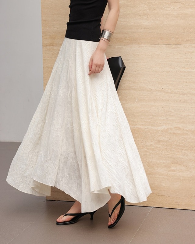 Asymmetrical long flare skirt L0172