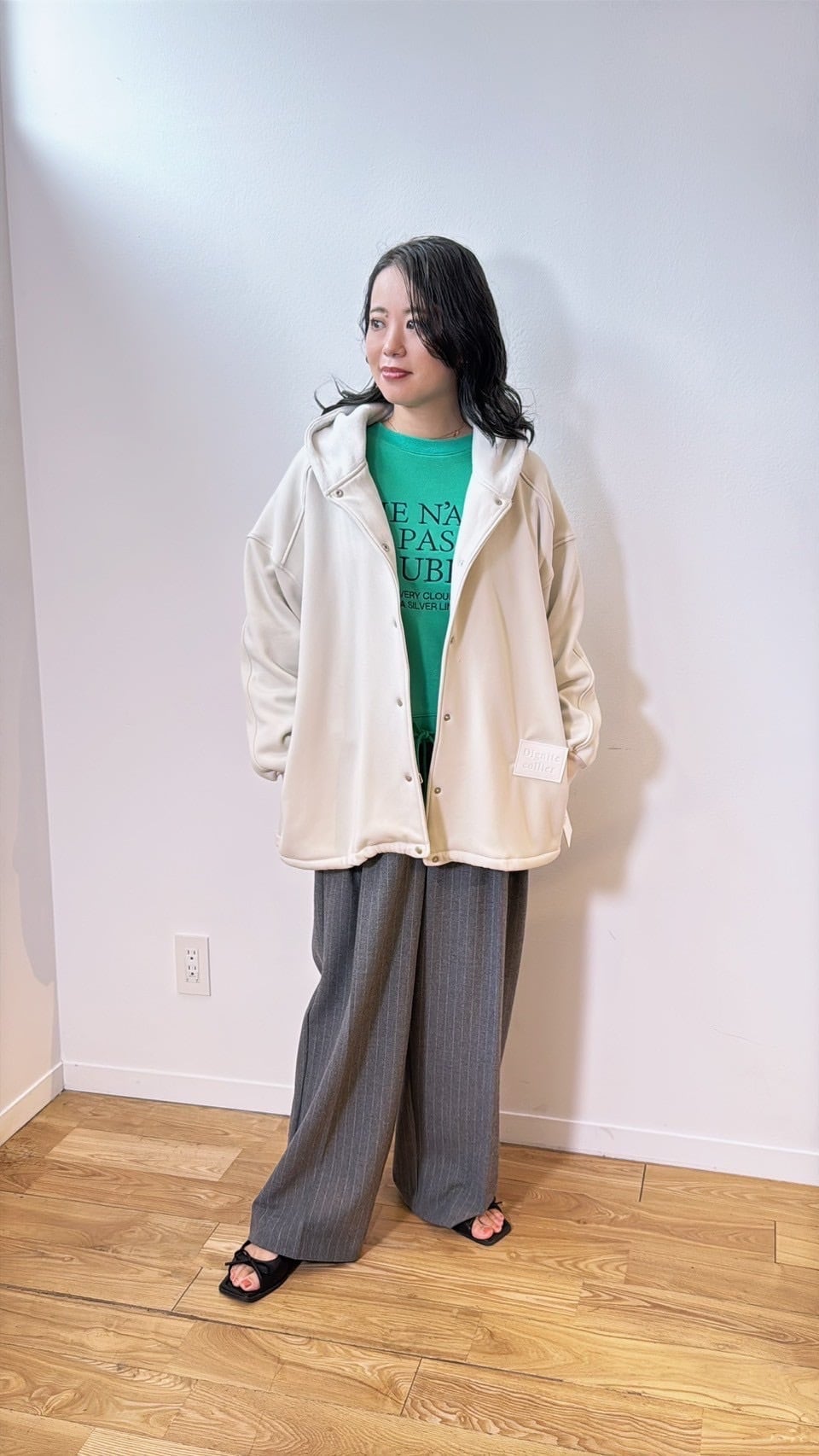 80256524 ボンバーフードブルゾン