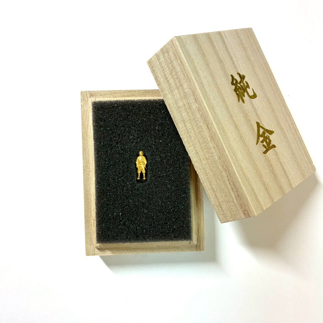 純金の坂本龍馬像 約1g 純金の偉人シリーズ【RNP01015】 | JUNGOLD