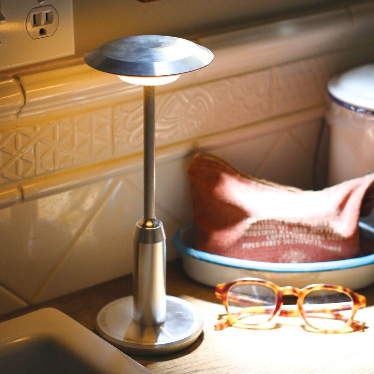 ポータブルストリートライト