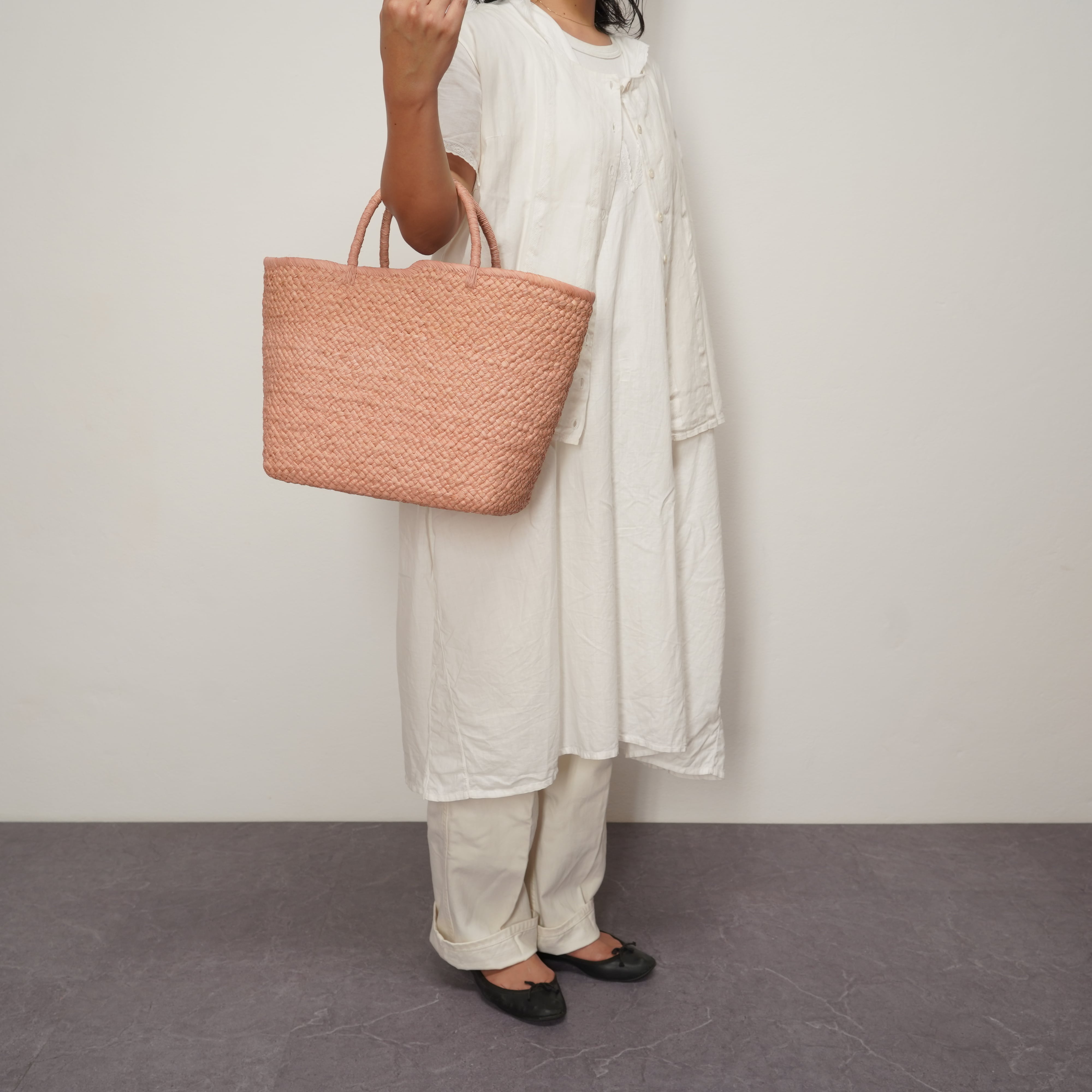 Marche Bag (M) - Pink | AMPIANA