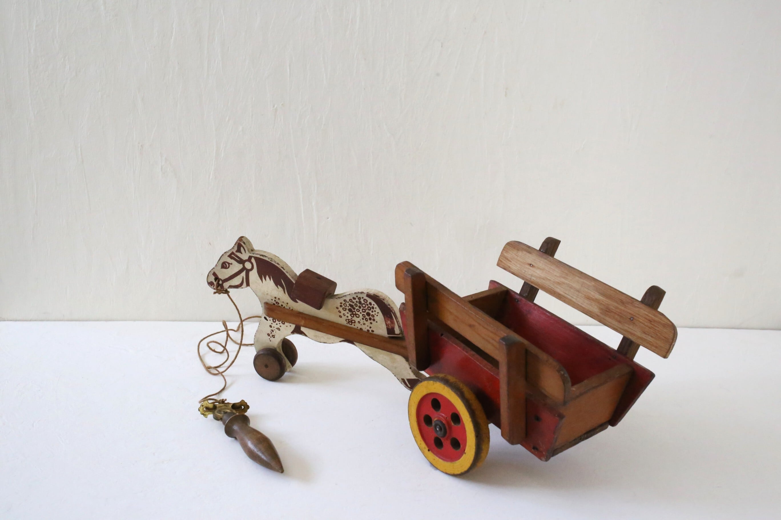 フランス アンティーク ヴィンテージ おもちゃ 大きめの木製の馬車 N