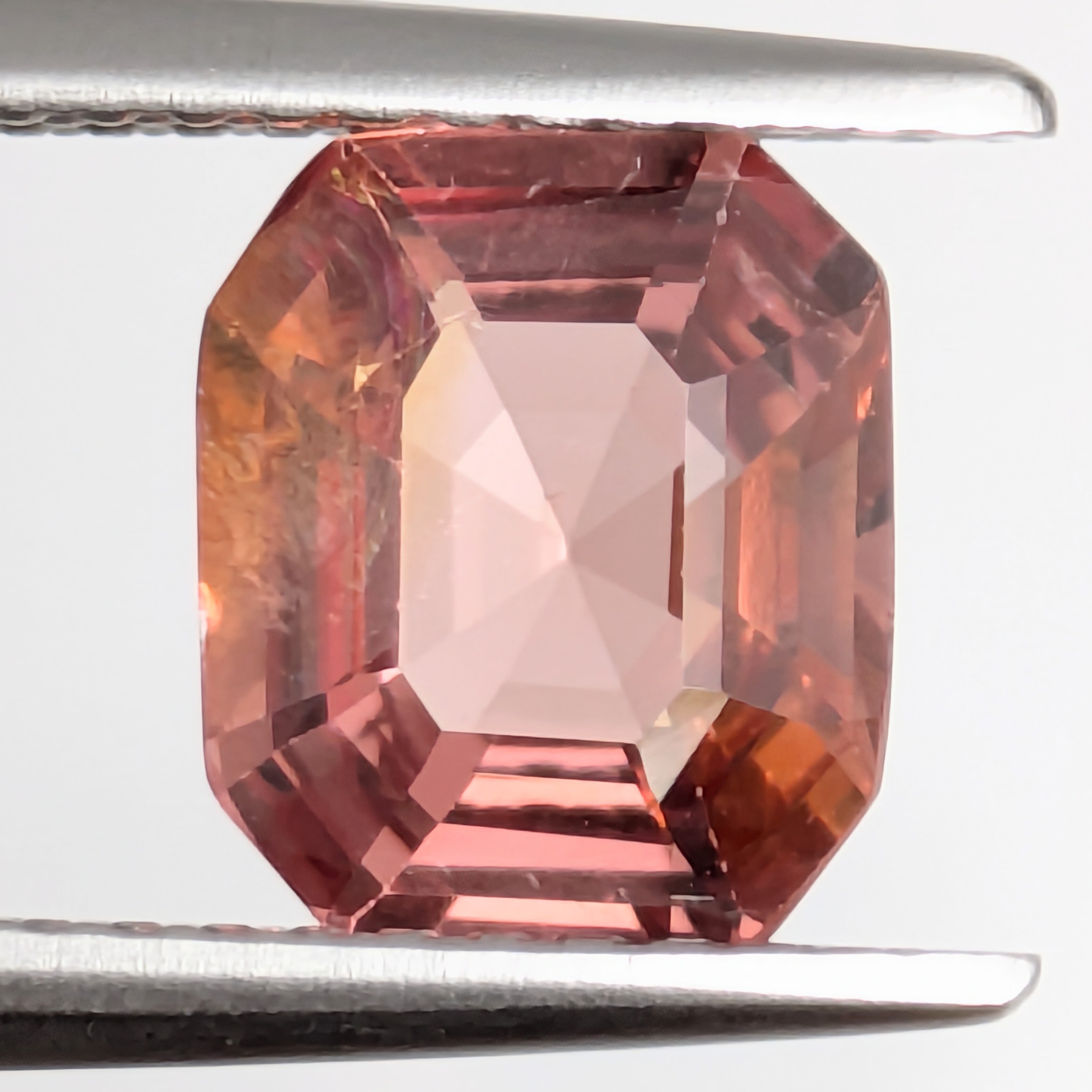 スピネル ルース ミャンマー・モゴック産【1.65ct】 PRO209370 | Gem's