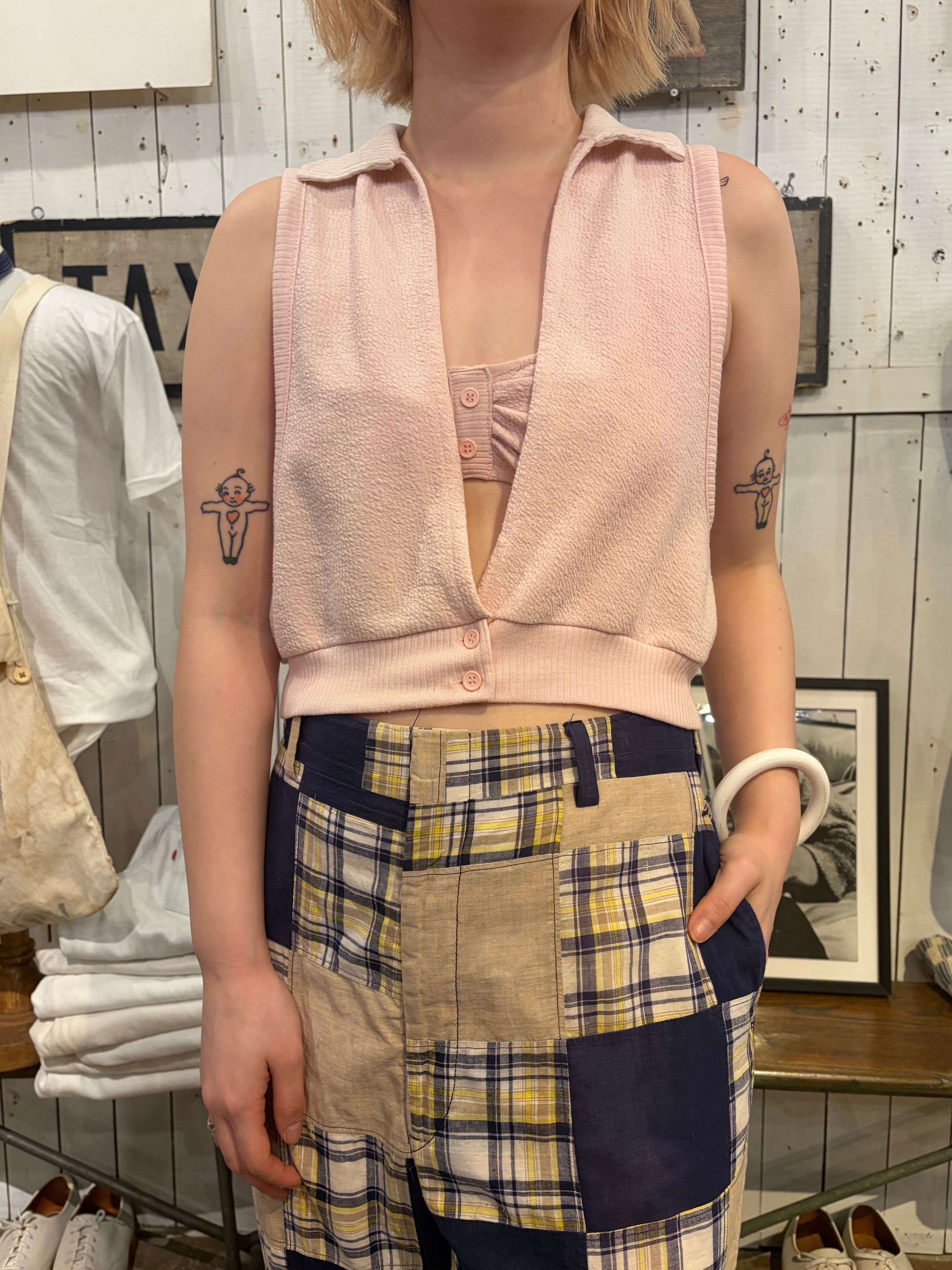 TOPS | JANTIQUES