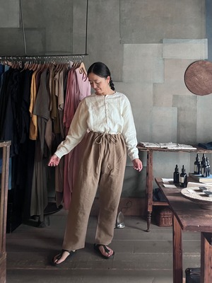 INDUBITABLY   indu pant  light brown リネン　