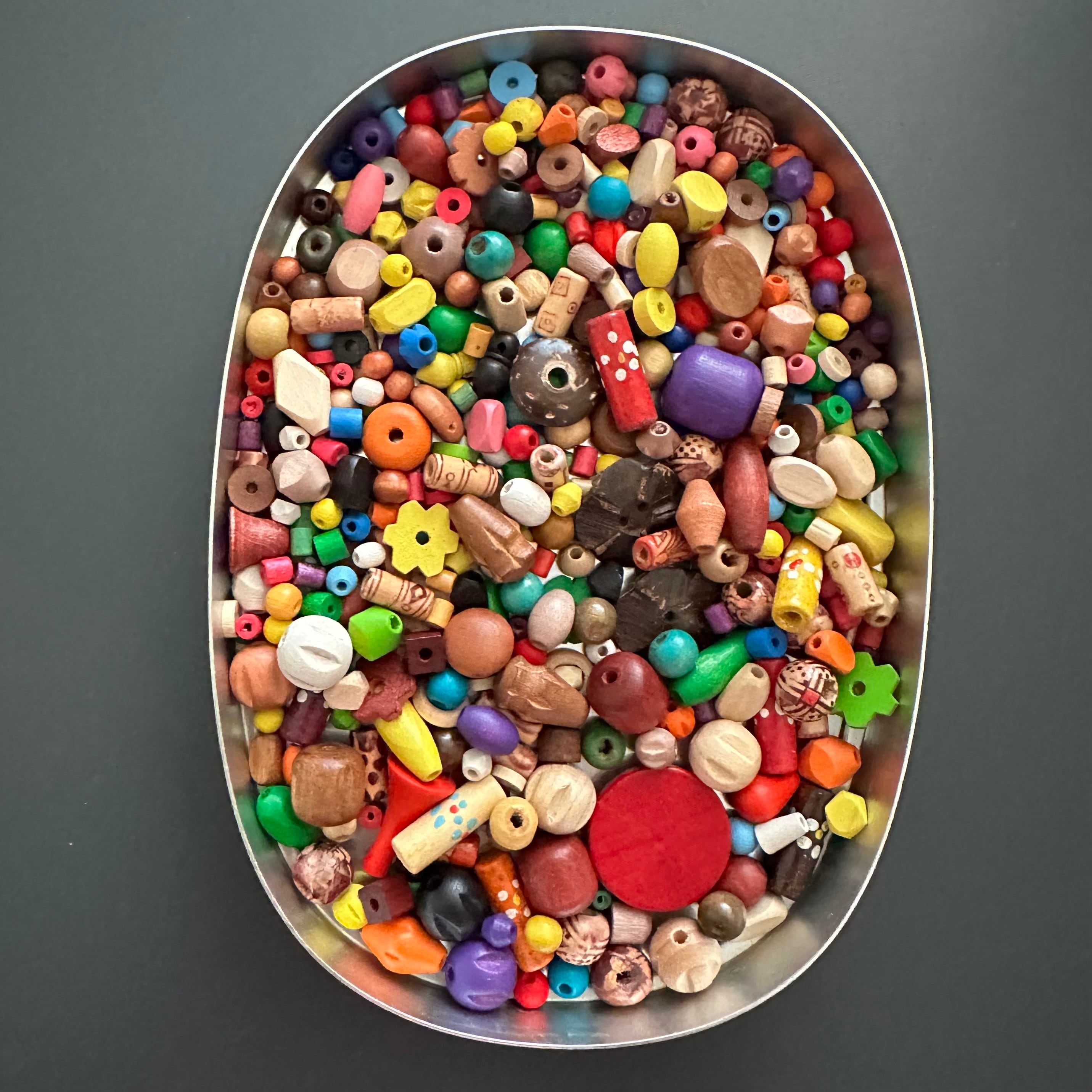 【素材フリマ(B-1)】カラフルなウッドビーズミックス約60g