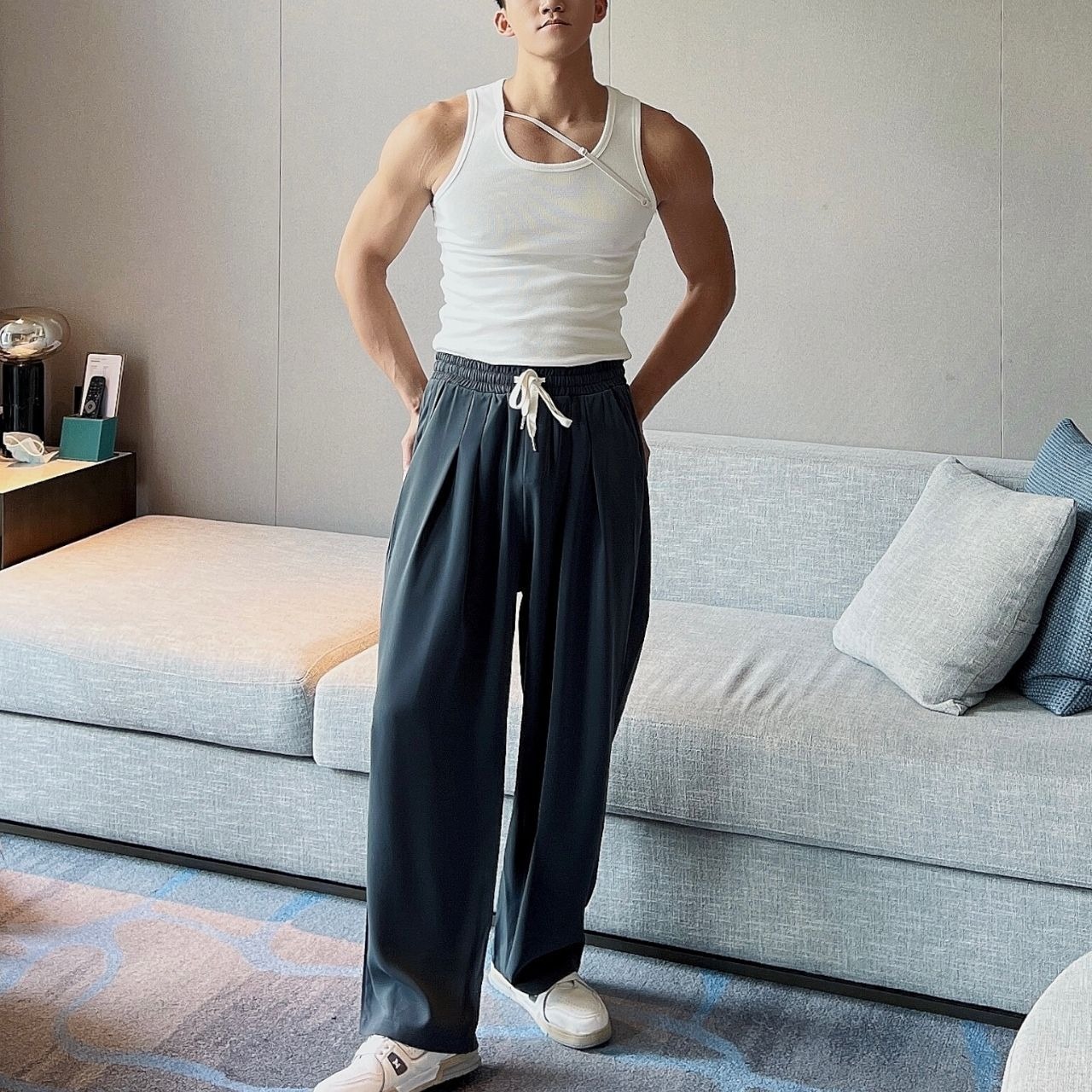 ドレープシルキーワイドレッグパンツ　MT0530004