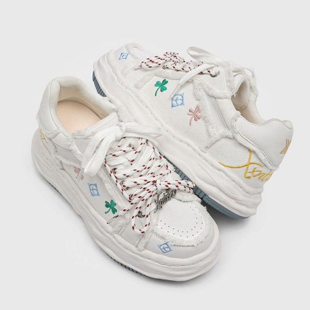 ポップエンブロイダリーボリュームスニーカー 2col   R01557