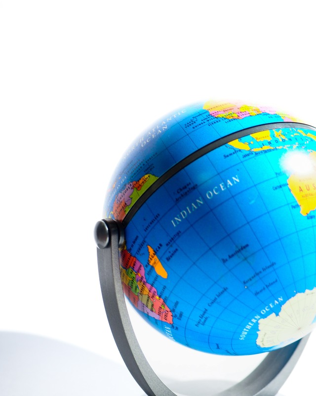 360-degree rotating globe, printed in Germany