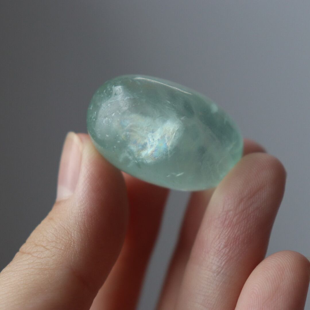 フローライト！ホタル石！あれ、これめちゃ綺麗！ 楽天市場】レインボー フローライト AAA 丸玉 マルチカラー 直径