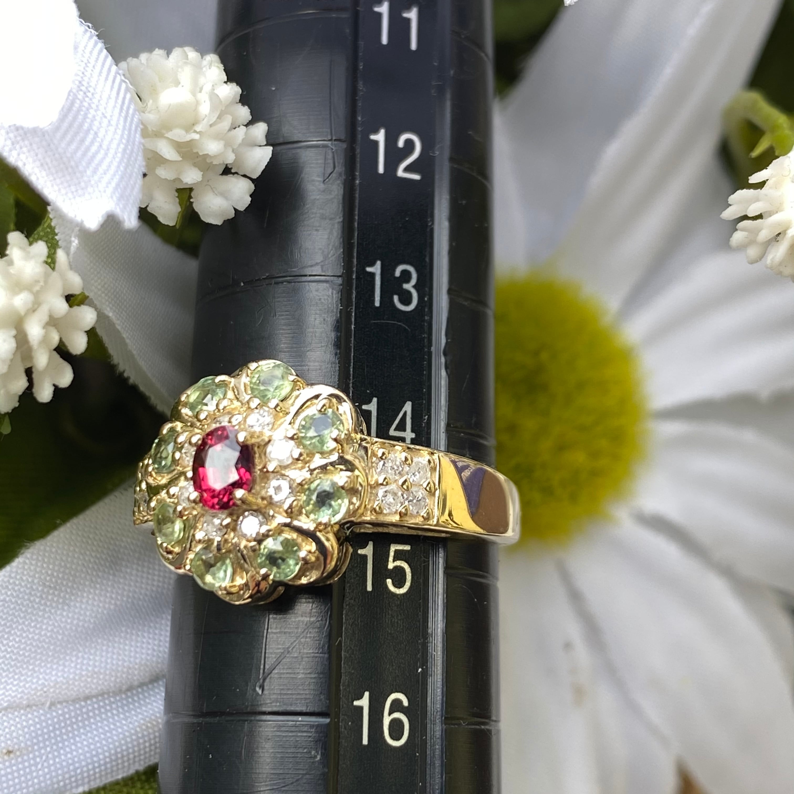 特別価格　イギリス　ヴィンテージ　ルビー ダイヤモンド　 リング イギリスヴィンテージジュエリー 18K ルビー×ダイヤモンドリング