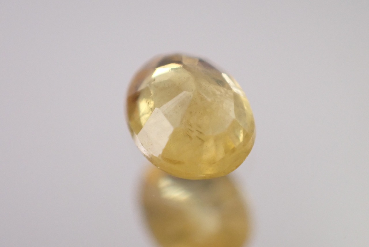 イエローサファイア　0.22ct　[C11-676]