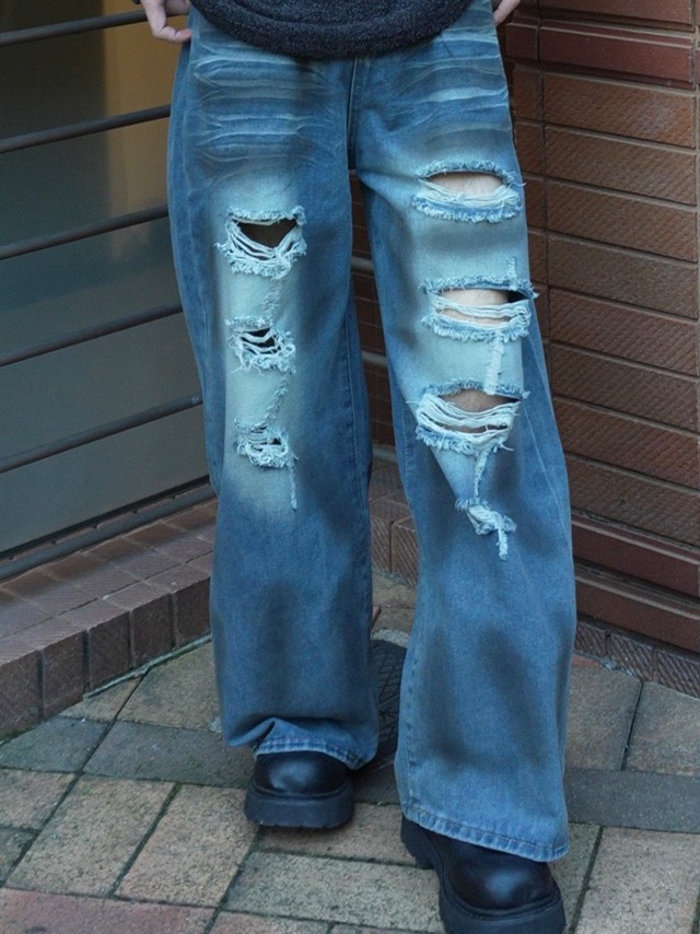 【ALUDE SELECT 】Destroyed damage wash denim