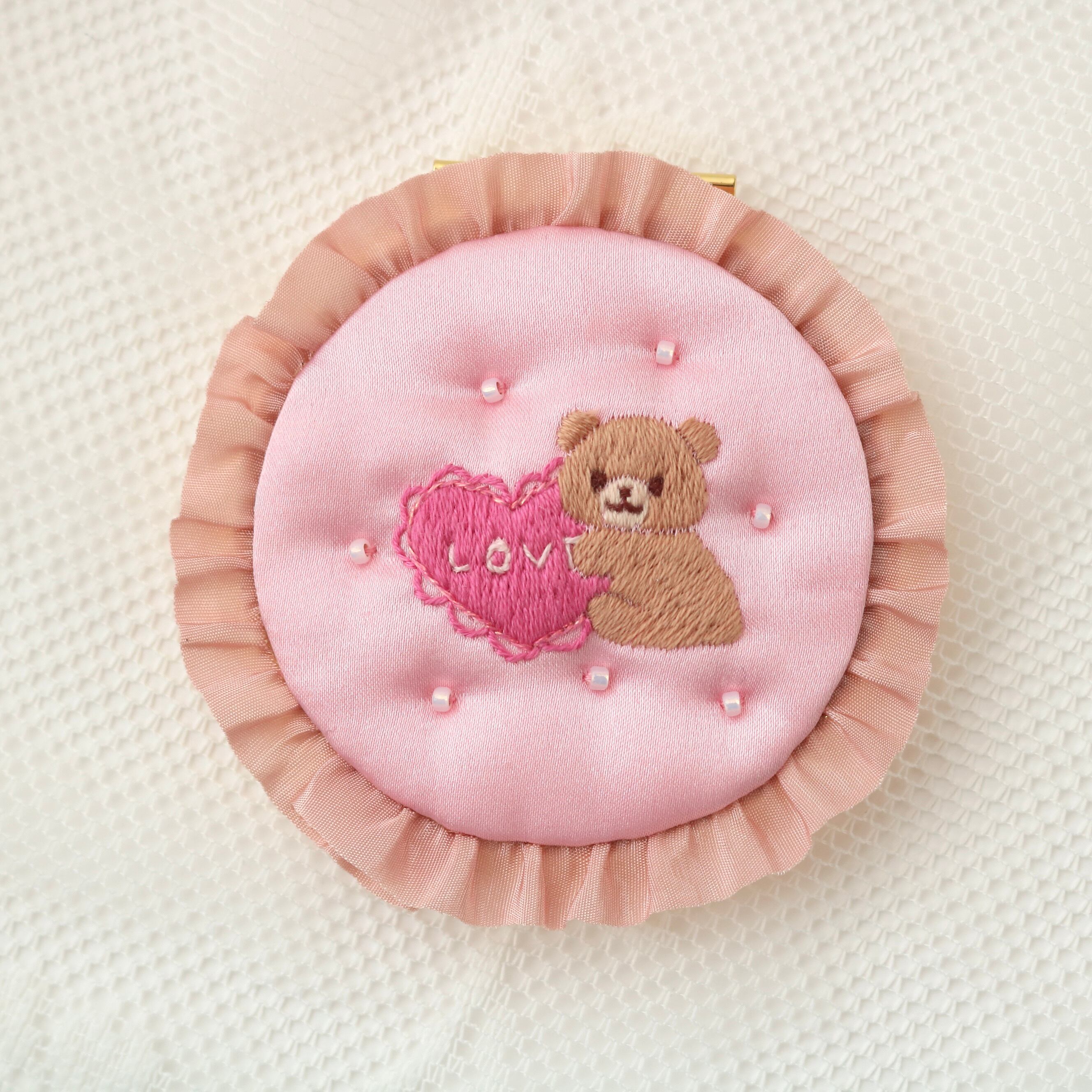 刺繍コンパクトミラー（くまさんとハート刺繍） | minette“ミネット”手
