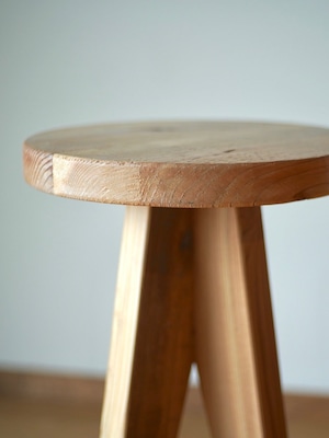 STAGE PLANK STOOL (L)