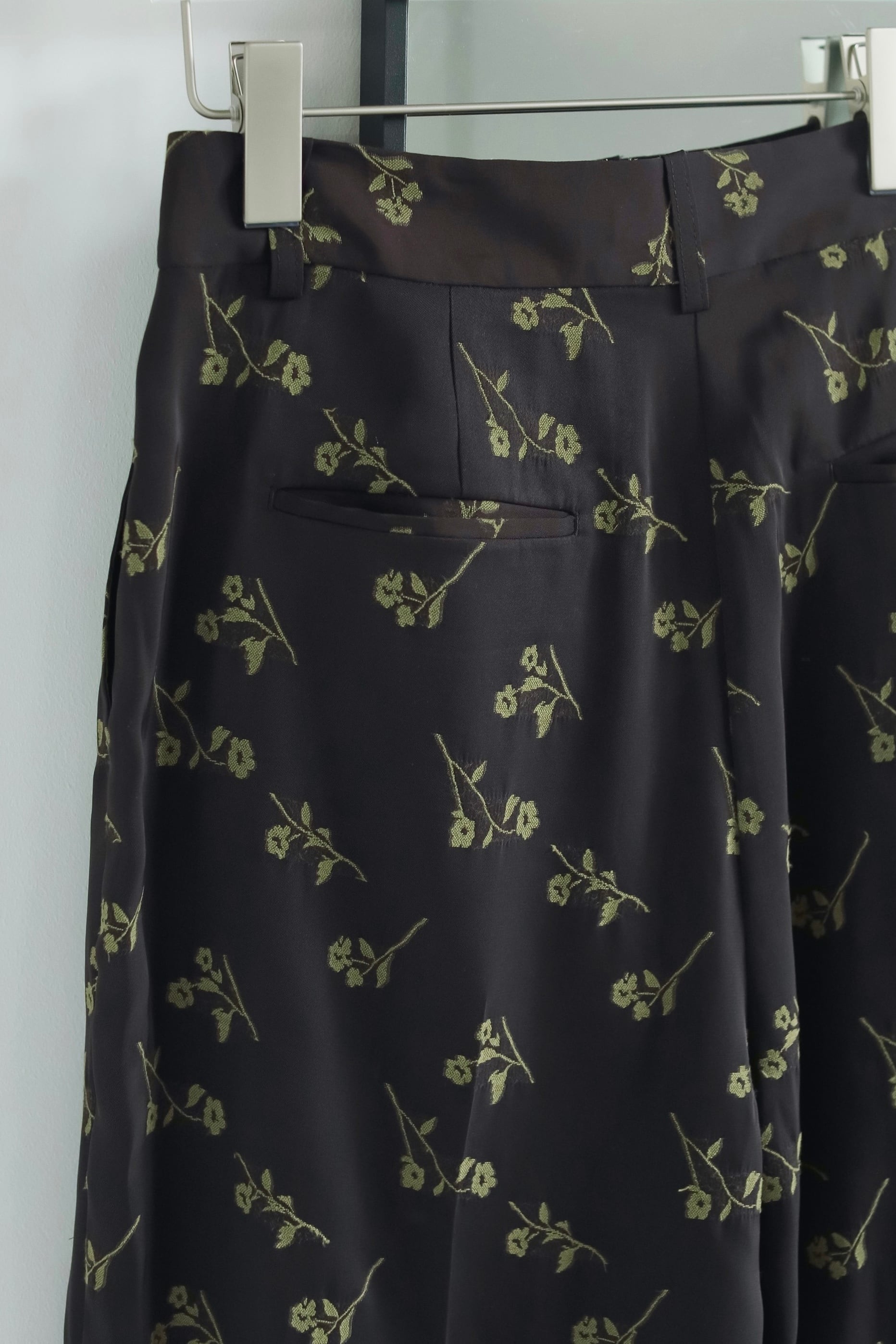 ànuke Flower Jacquard Pants フラワージャガードパンツ Navy ànuke Flower Jacquard Pants フラワージャガードパンツ Navy