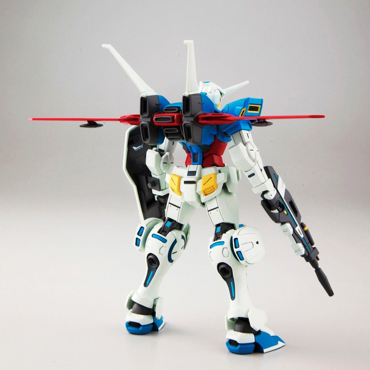 BANDAI HG 1/144 ガンダム G-セルフ(大気圏用パック装備型) | みんなの