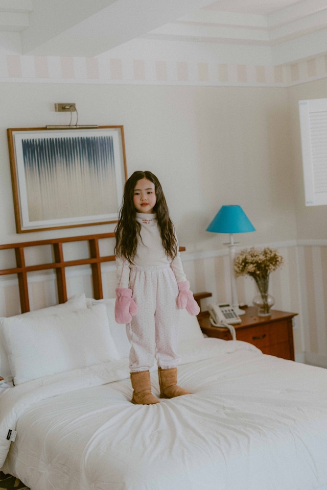 *即納* NIGHTBEBE フラワーボアジョガー