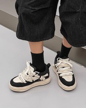 【通常発送】身長高見え設計｜＋7cmで自然にスタイルを引き上げるディゾルブスニーカー(SHS00053)