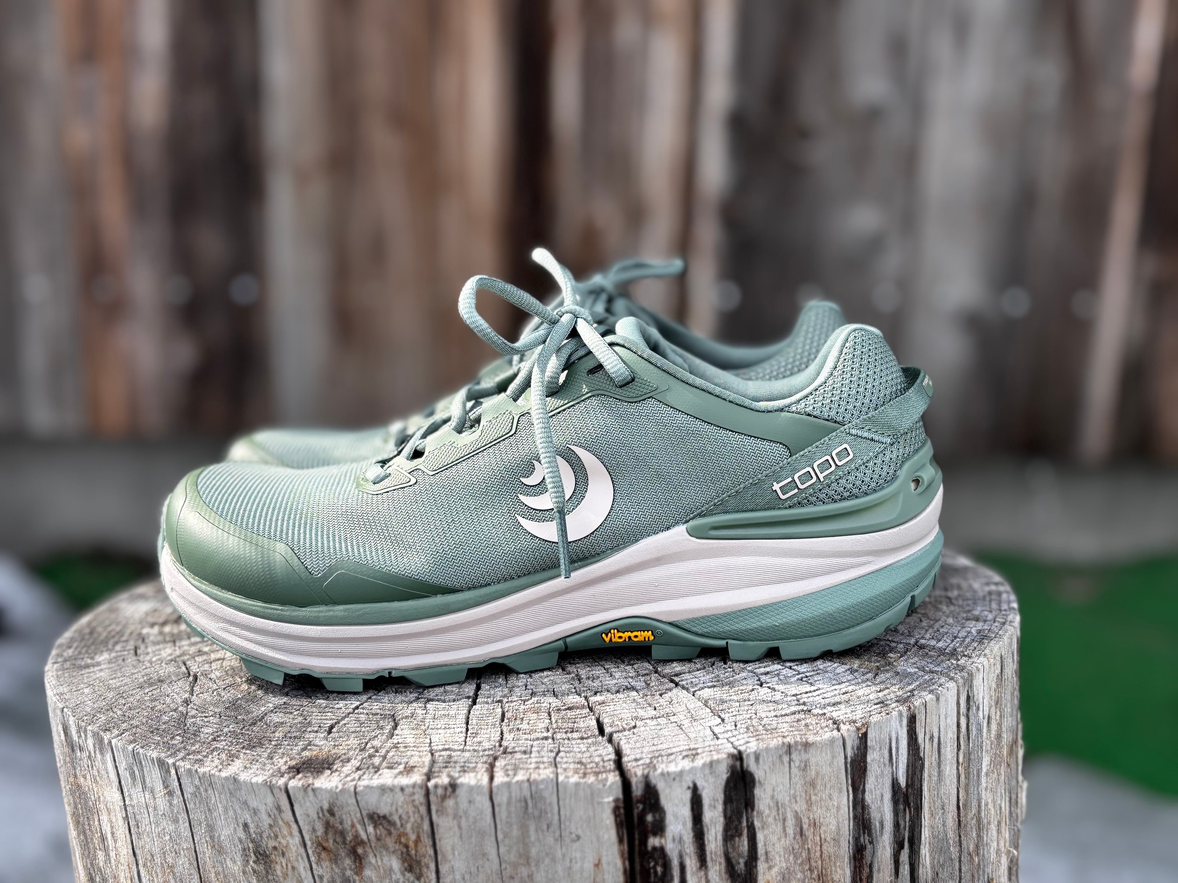 topo athletic（トポアスレチック） TRAVERSE（トラバース） women's