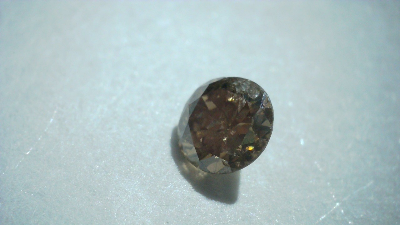 ブラウンダイヤ　0.11ct　[B4−111]