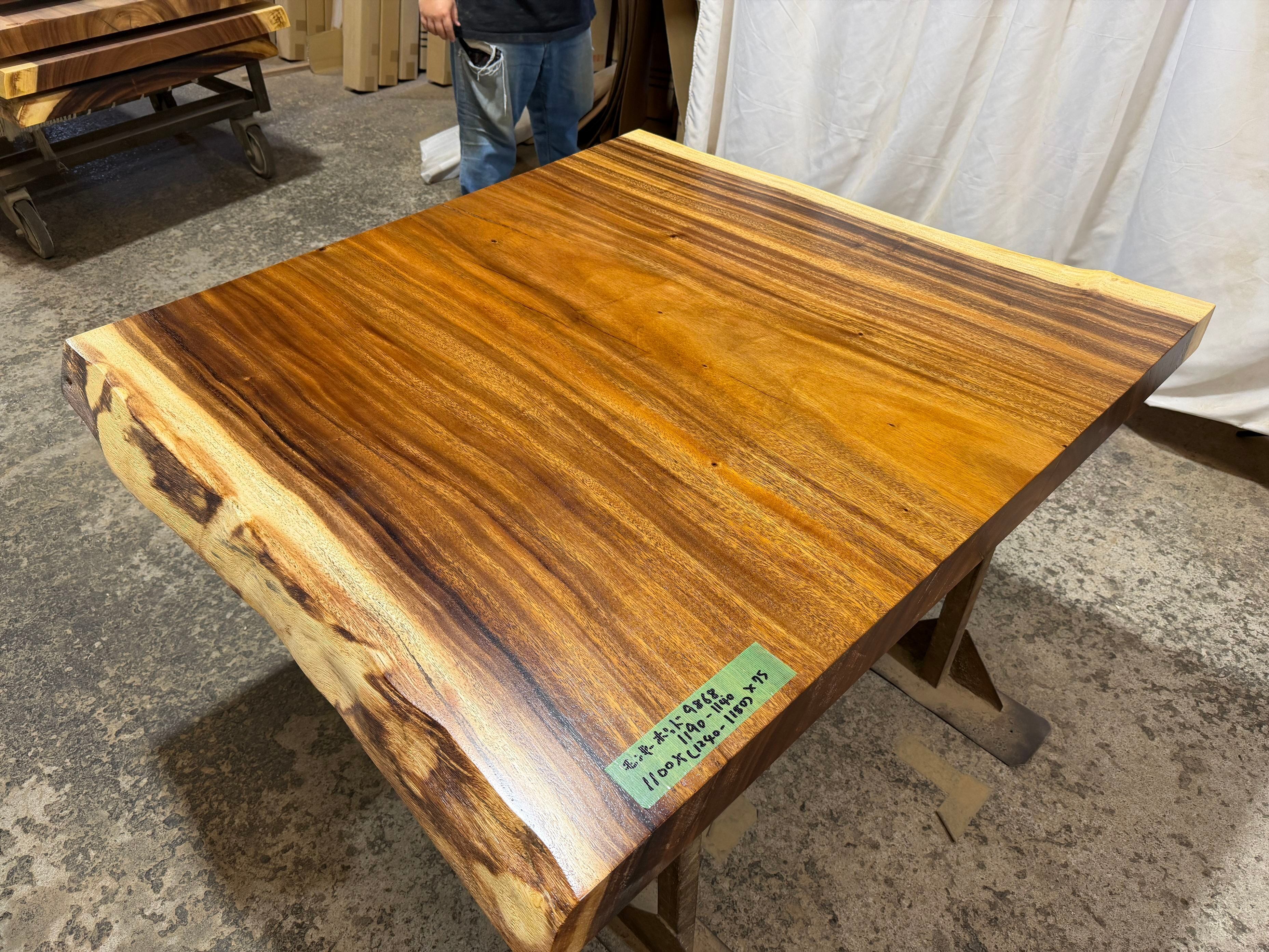 モンキーポッド9868 一枚板無垢 乾燥材 1100x1190-1140x75mm カウンター センターテーブル ダイニングテーブル