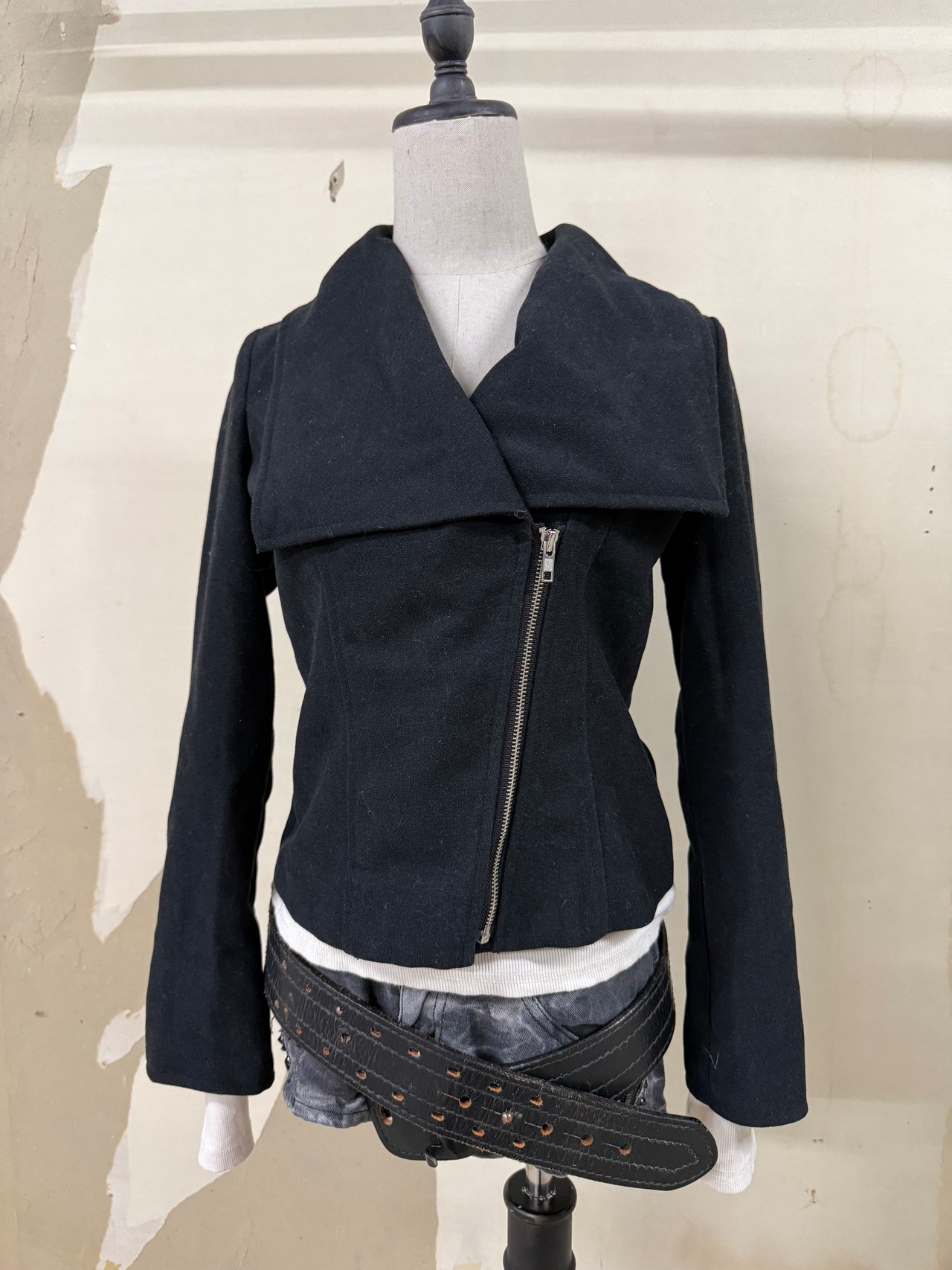 asymmetry wool jacket