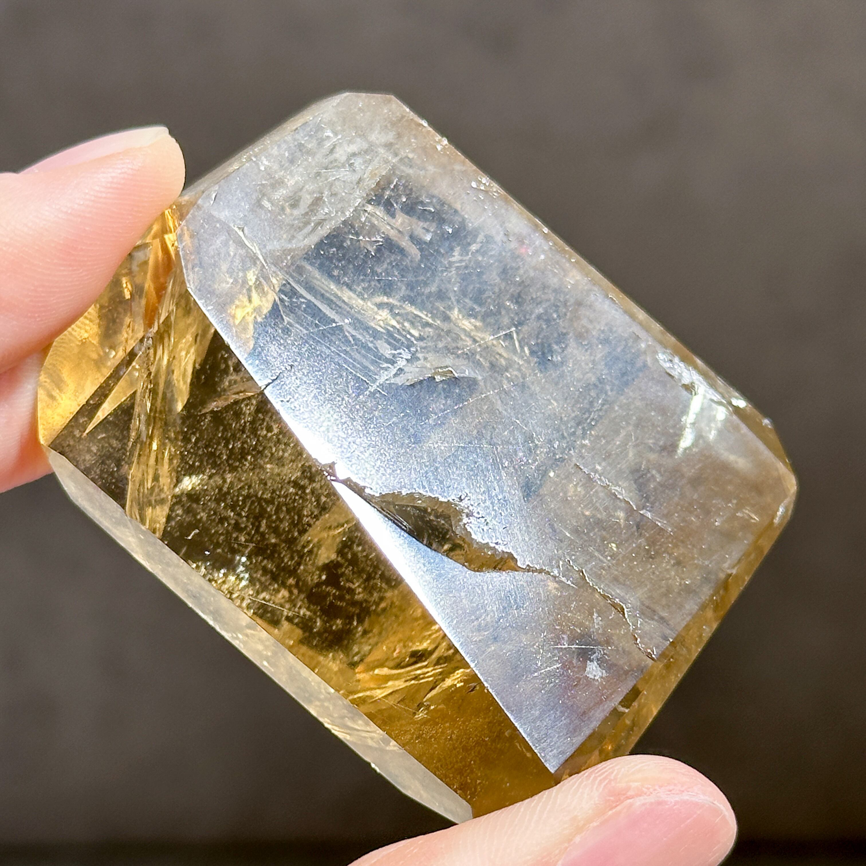 虹◎シトリン（黄水晶） フリーフォーム73◇ Citrine ◇ 天然石・鉱物