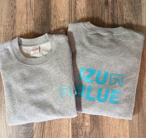IZUBLUE　２ラインロゴ　トレーナー