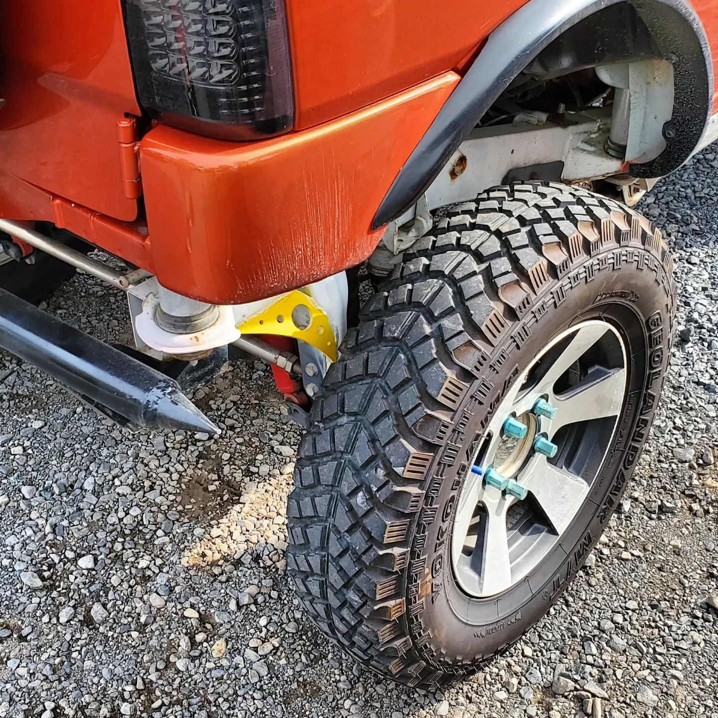 サイステンレスラテラルロッドブラケット補強プレートJB64、74用 (リア