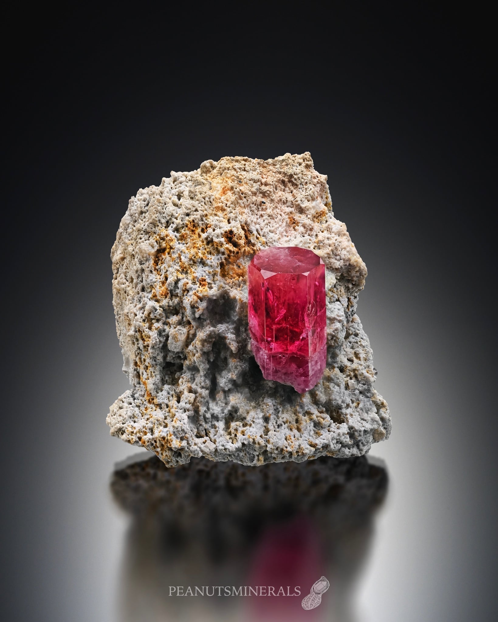 レッドベリル【Red Beryl】アメリカ産