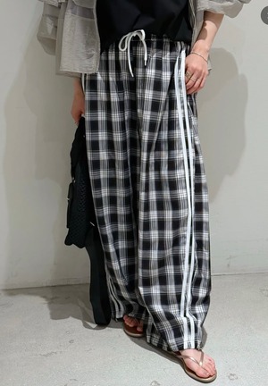再入荷！ラインチェックイージーパンツ