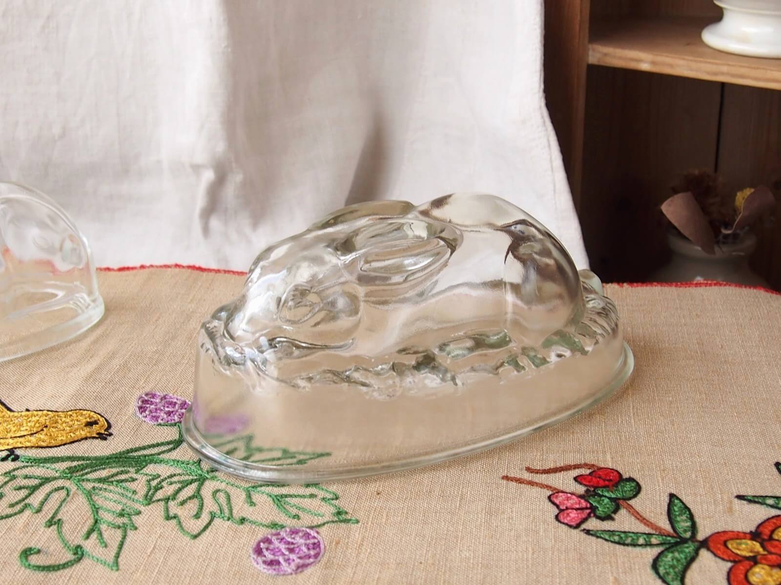 イギリスアンティーク　うさぎのゼリーモールド