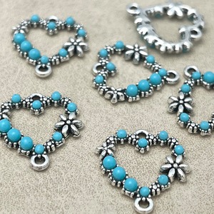 ターコイズハートフラワーフレームコネクター/チャーム